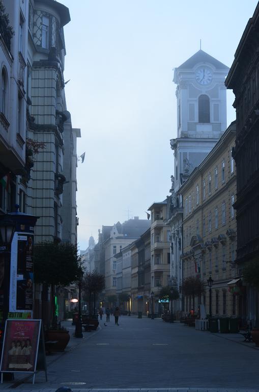 Vaci Street Downtown Apartments Budapest Eksteriør bilde